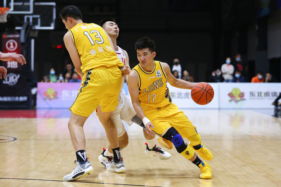 九游体育-包含拜仁慕尼黑内部会议纪要流出:加时末段篮板制胜,CBA季后赛使命明确,医务组通报恢复的词条