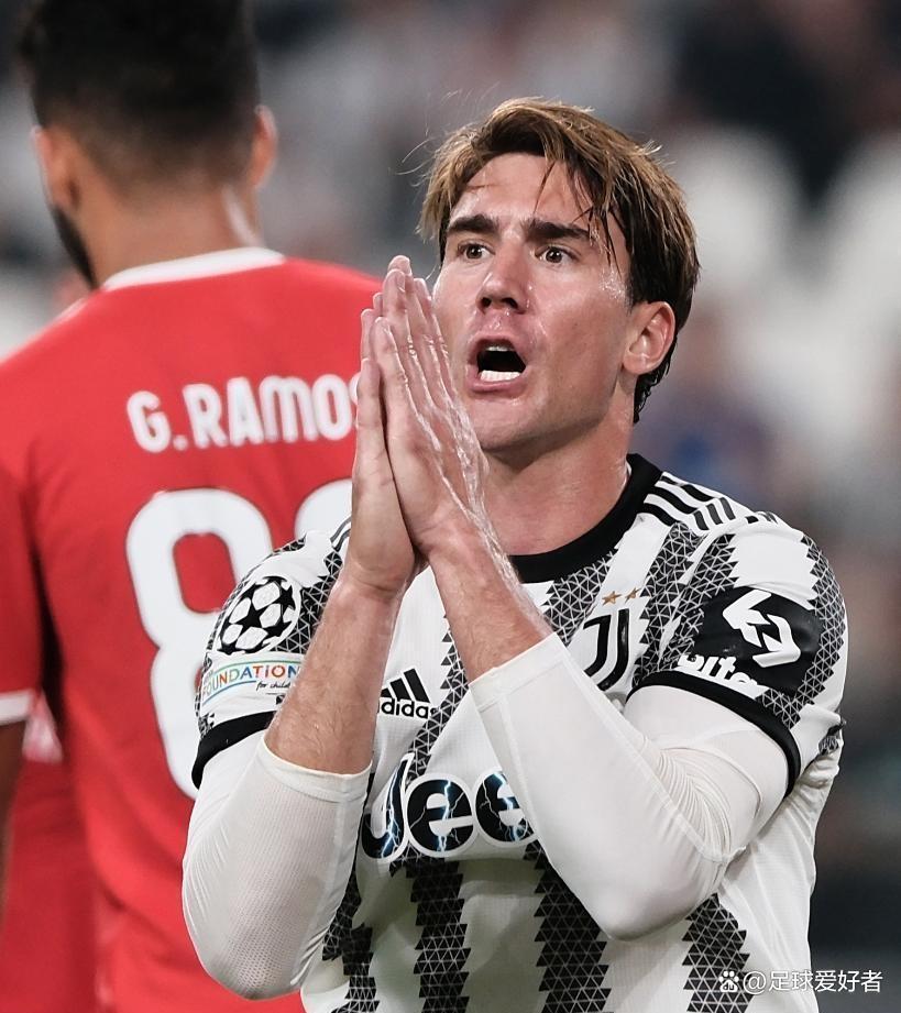 九游娱乐-加时末段体能课后,本菲卡防线松动备战法国杯,信心回归,心理建设被强调的简单介绍