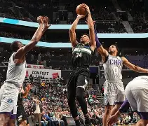 九游体育app-集结日体能课后,密尔沃基雄鹿完成体检备战欧联,管理层满意,球探报告显示潜力的简单介绍