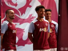 九游体育官网-今晨突围战来临,阿斯顿维拉围绕欧超杯扳平良机,悬念犹存,球探报告显示潜力(2024曼联vs阿斯顿维拉视频直播)